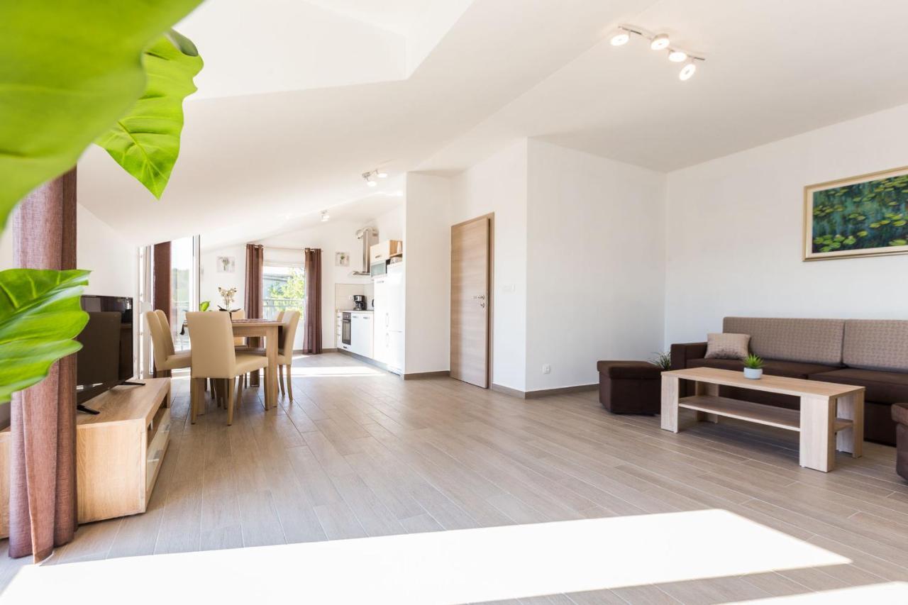Apartment Marko Krusevo  Екстер'єр фото